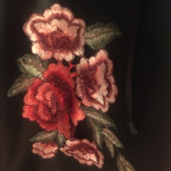 Promesa boutique black embroidered vegan mini L - Picture 3 of 8